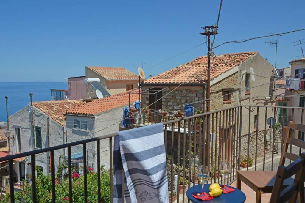 Terrazza Ambrogio Apartment Sant'Ambrogio  Luaran gambar