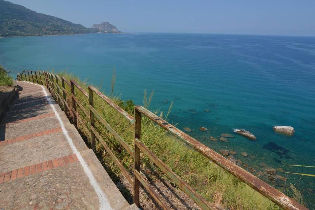 Terrazza Ambrogio Apartment Sant'Ambrogio  Luaran gambar