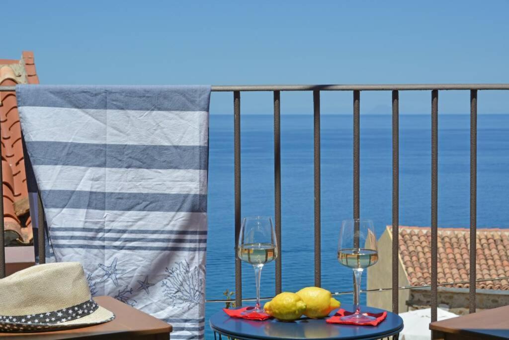 Terrazza Ambrogio Apartment Sant'Ambrogio  Luaran gambar